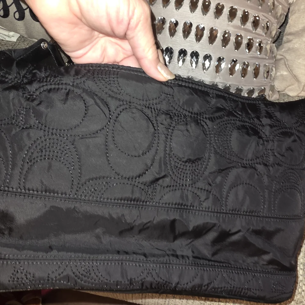 Coach Black Shoulder Bag - Picture 6 of 10